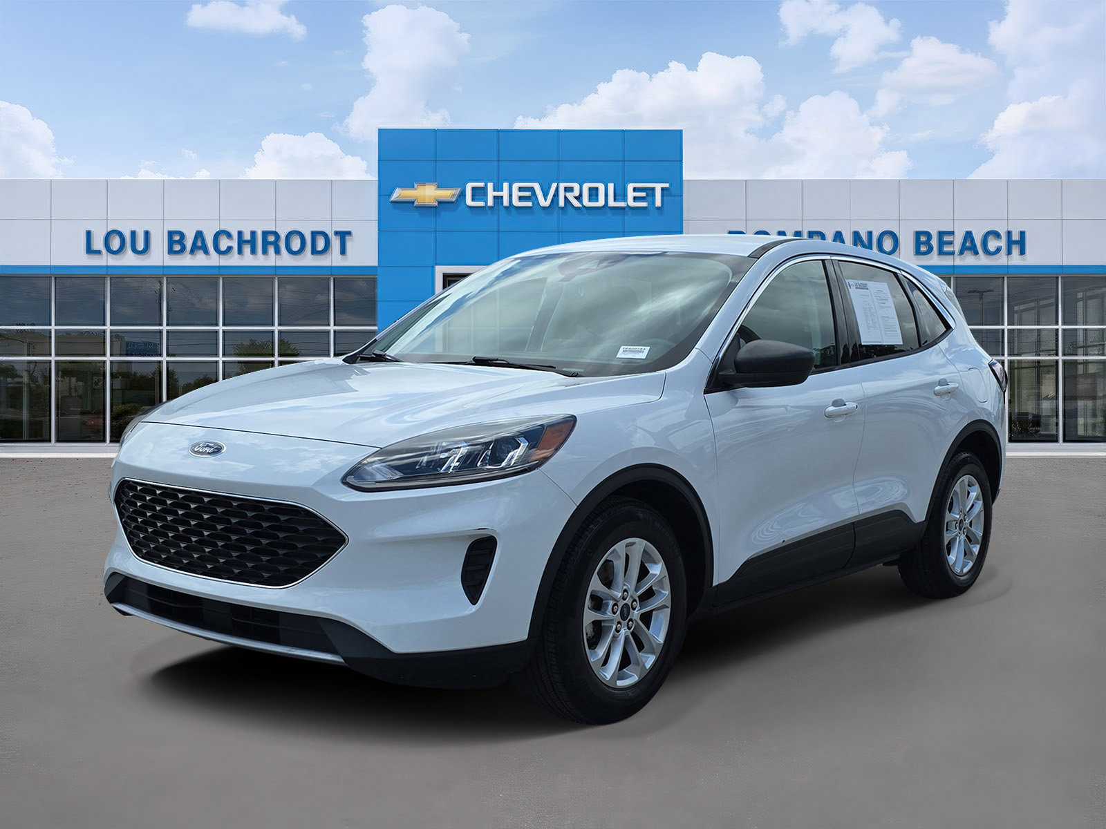 Used 2022 Ford Escape SE image 3