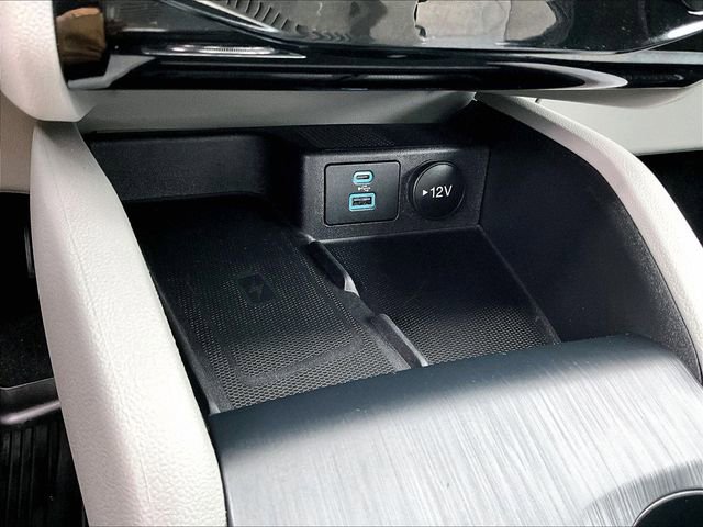 Used 2023 Ford Escape SE w/ PHEV Premium Package image 25