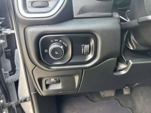 Used 2024 RAM 1500 Laramie AWD/4WD image 27