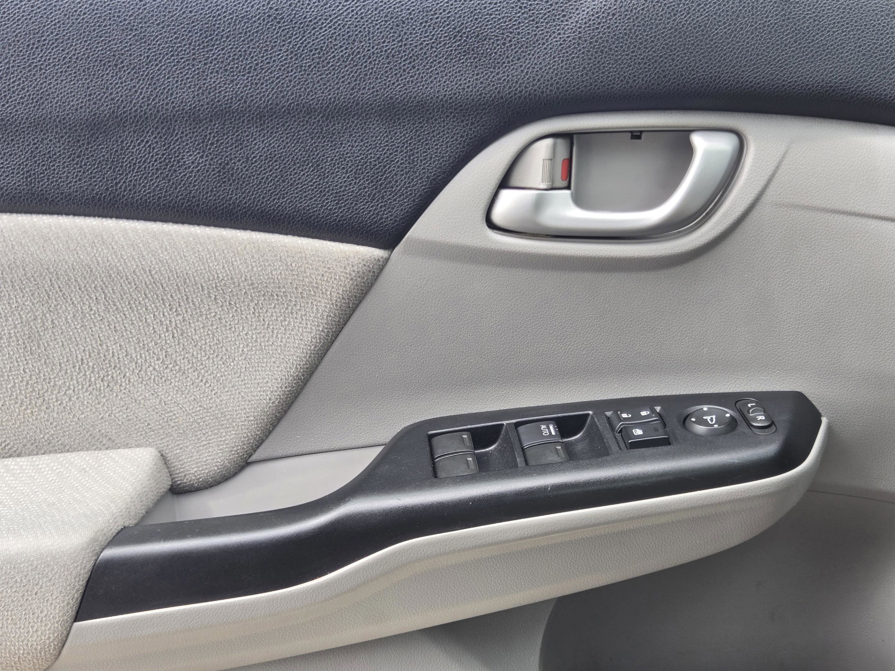 Used 2013 Honda Civic LX image 20