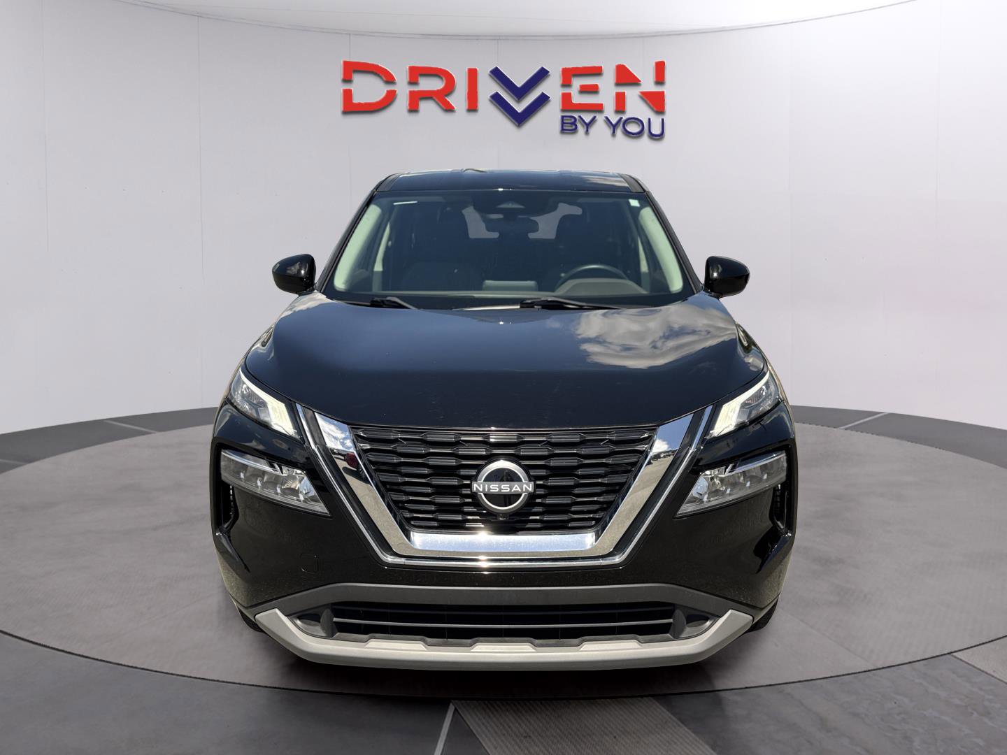 Used 2023 Nissan Rogue SV FWD image 9