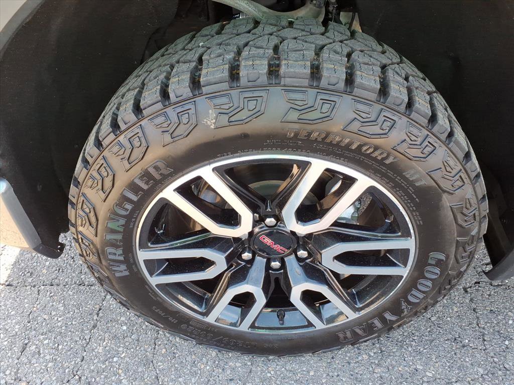 Used 2021 GMC Sierra 1500 AT4 w/ AT4 Preferred Package image 10