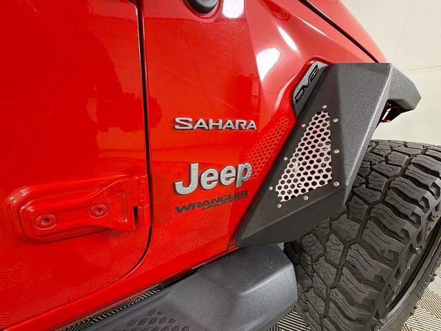 Used 2018 Jeep Wrangler Unlimited Sahara w/ Uconnect 4C Nav & Sound Group image 35