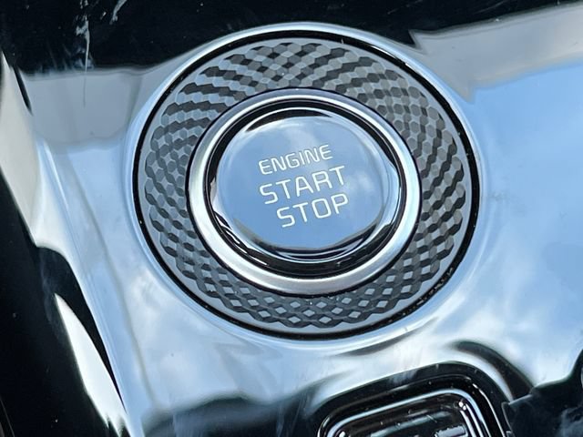 Used 2024 Kia Niro EX FWD image 28