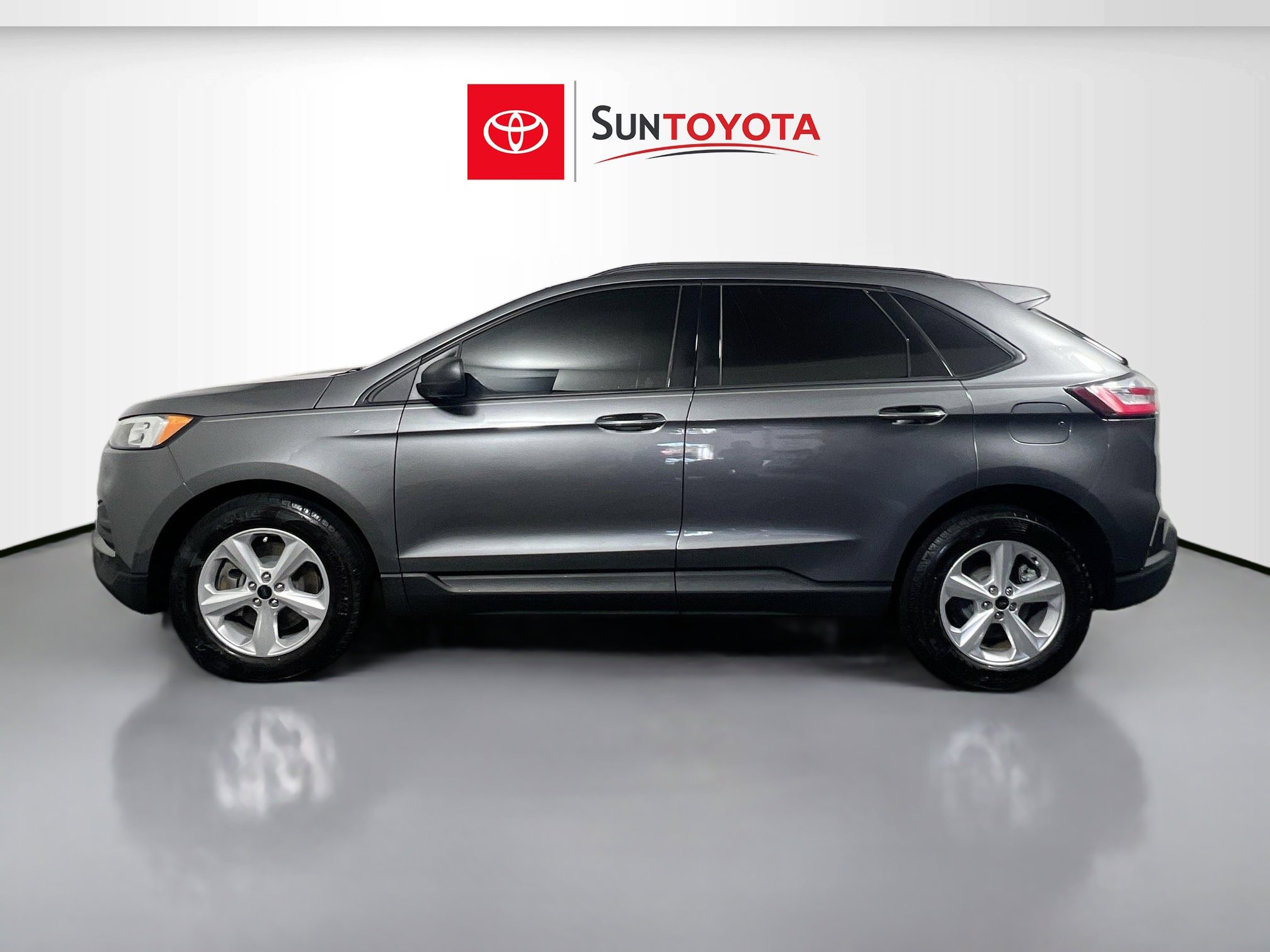 Used 2024 Ford Edge SE AWD/4WD image 7