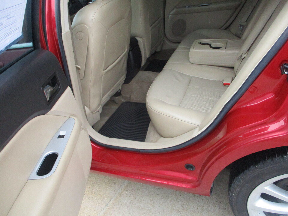 Used 2010 Mercury Milan Premier AWD/4WD image 24