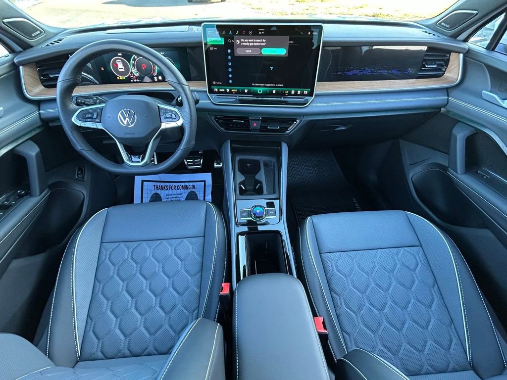 Used 2026 Volkswagen Tiguan SEL R-Line image 10