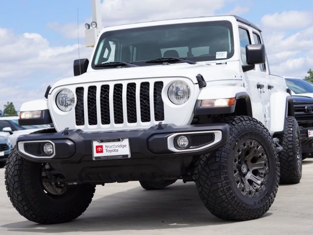 Used 2021 Jeep Gladiator Sport AWD/4WD image 3