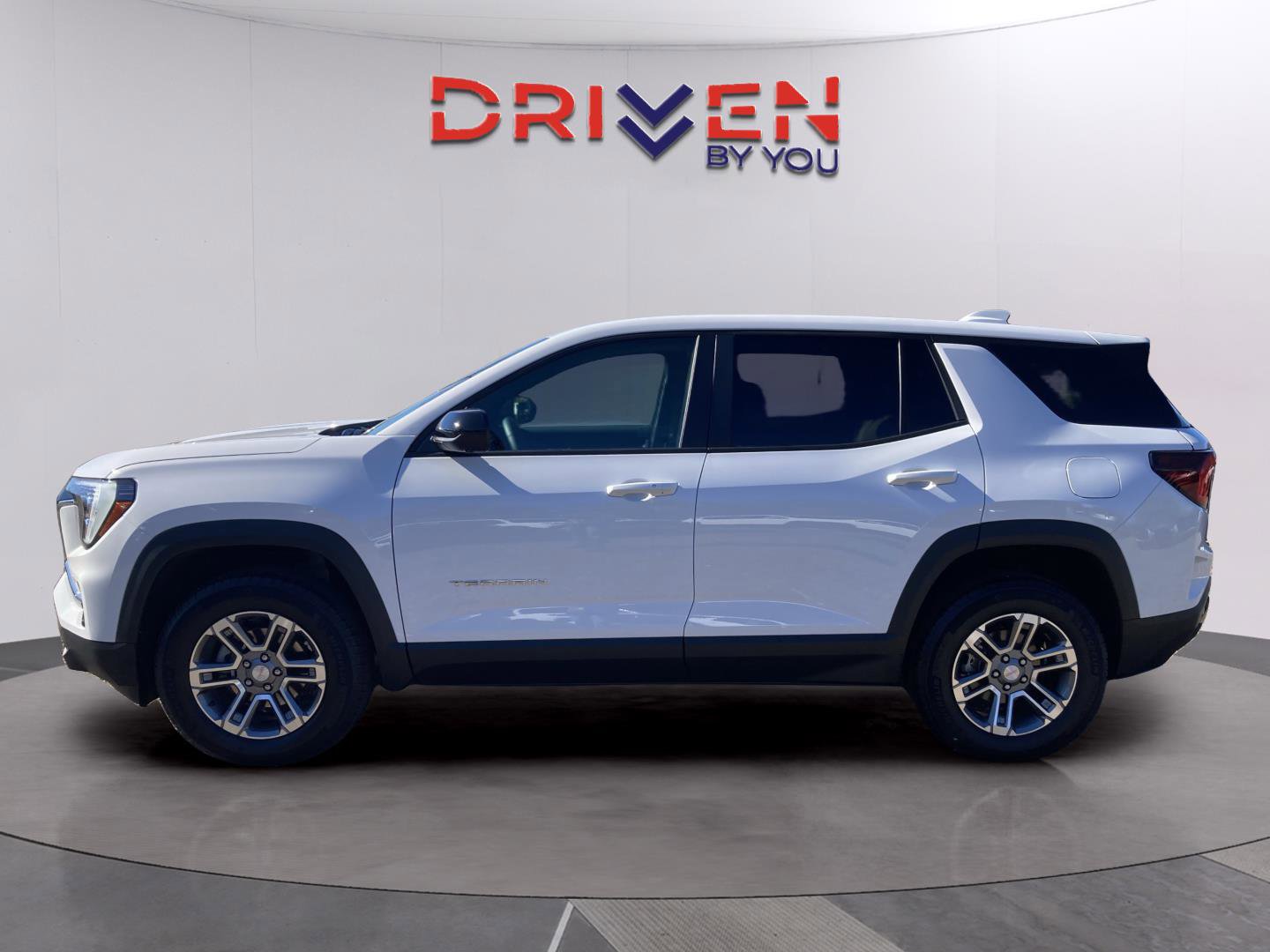 New 2026 GMC Terrain Elevation w/ Technology Package II image 2