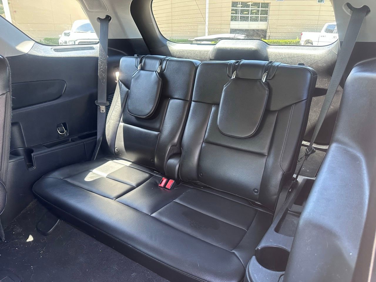 Used 2022 Ford Explorer Limited w/ Equipment Group 301A RWD image 17
