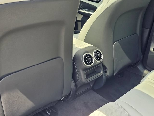 New 2026 Mercedes-Benz GLC 300 4MATIC image 23