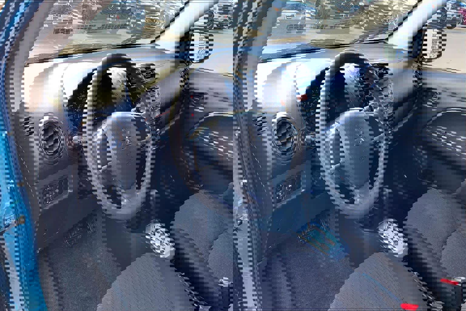 Used 2017 Mitsubishi Mirage ES image 15