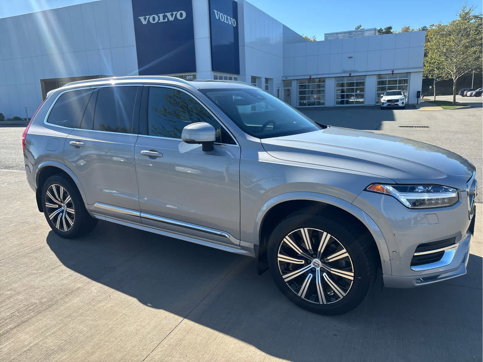 Used 2023 Volvo XC90 B6 Plus w/ Protection Package Premier AWD/4WD image 29