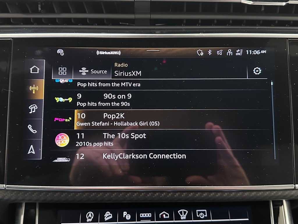 Used 2025 Audi SQ7 Prestige w/ Prestige Package image 34