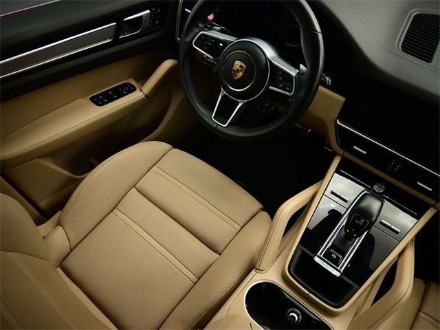 Used 2023 Porsche Cayenne S Platinum w/ Assistance Package image 9