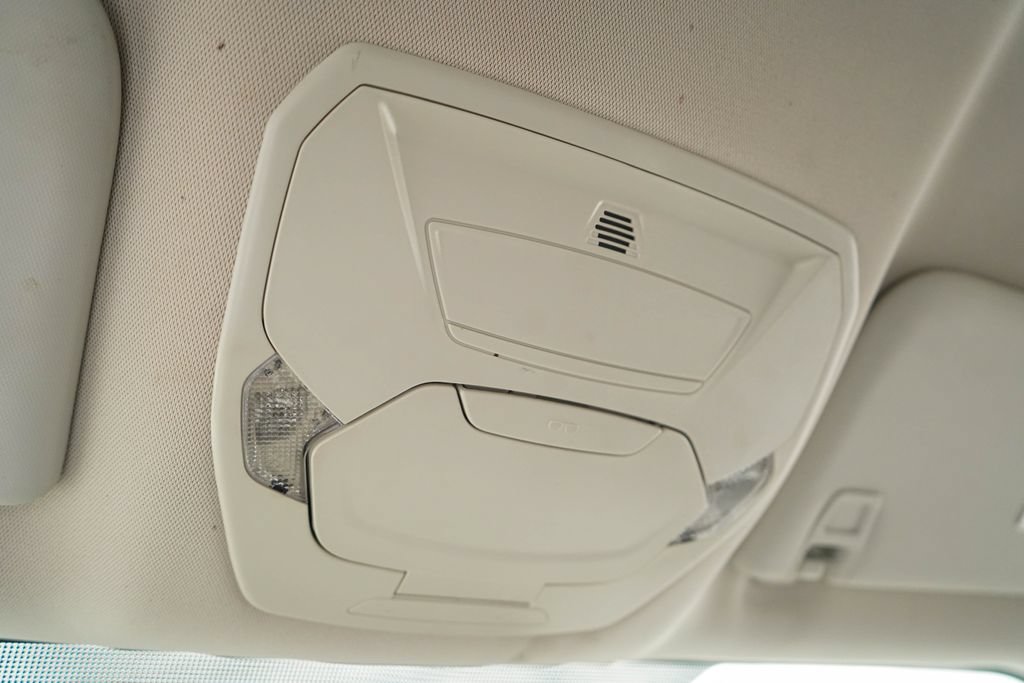 Used 2017 Ford Escape SE FWD image 11