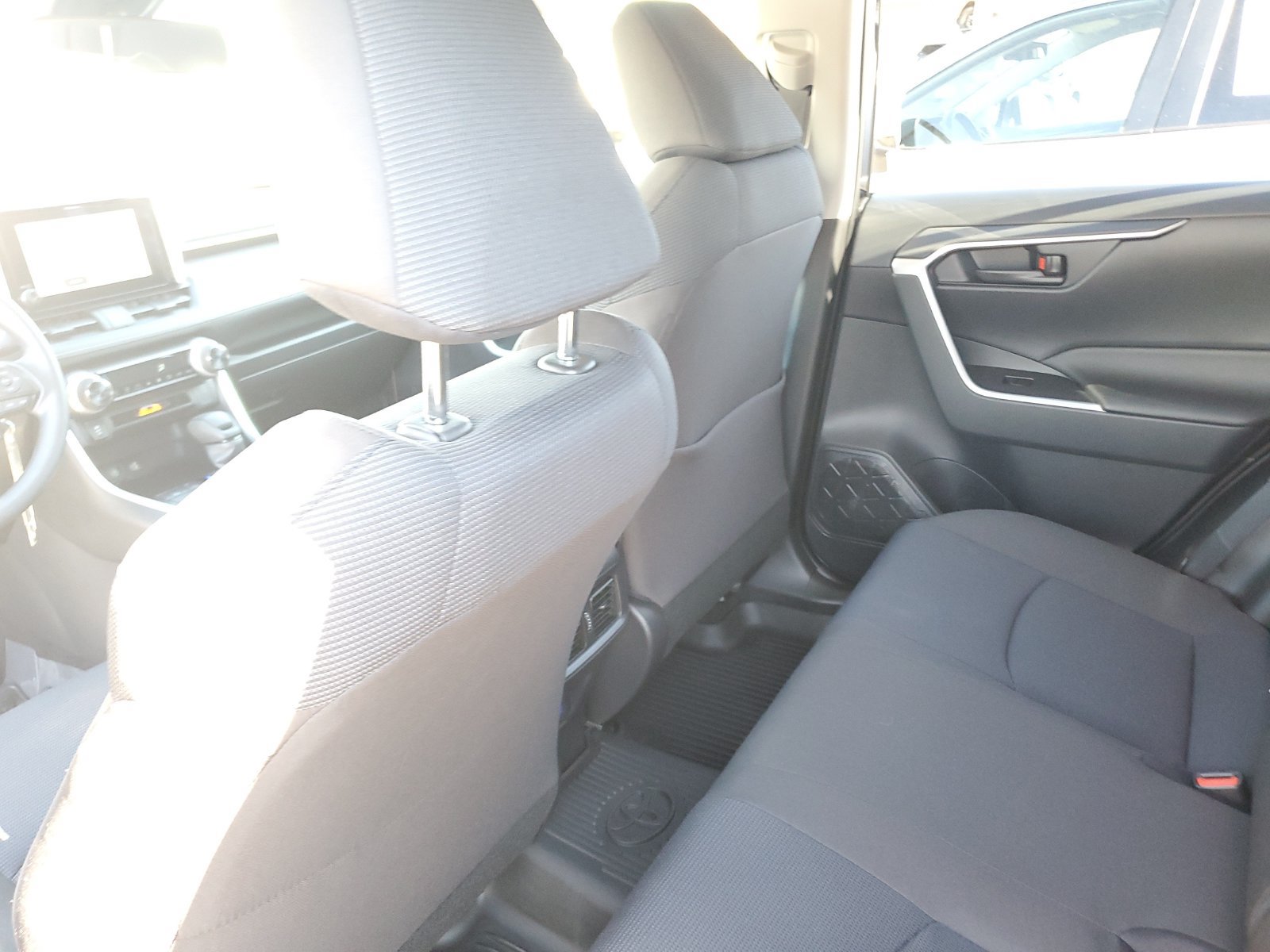 Certified 2025 Toyota RAV4 LE AWD/4WD image 14