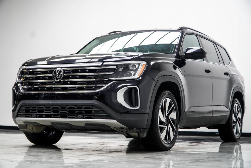 Used 2024 Volkswagen Atlas SE AWD/4WD image 12