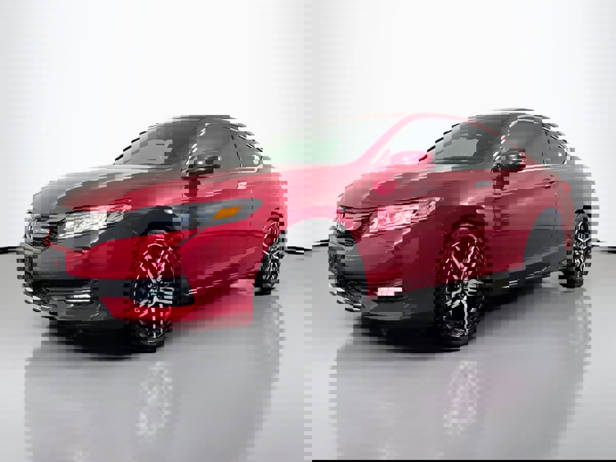 Used 2017 Honda Accord Touring image 42