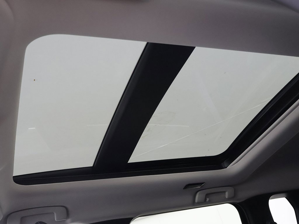 New 2025 Mitsubishi Outlander SE image 24