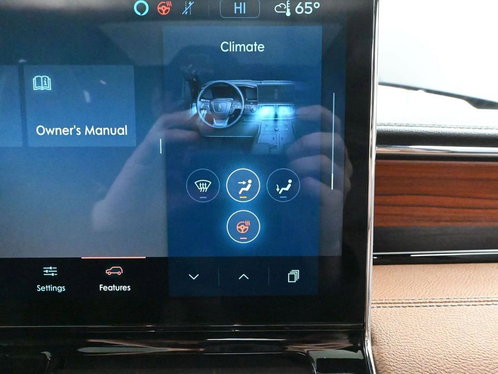 Used 2024 Lincoln Navigator Reserve w/ Equipment Group 201A image 31