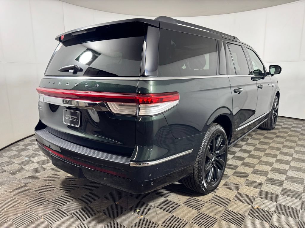 Certified 2022 Lincoln Navigator L Black Label AWD/4WD image 5