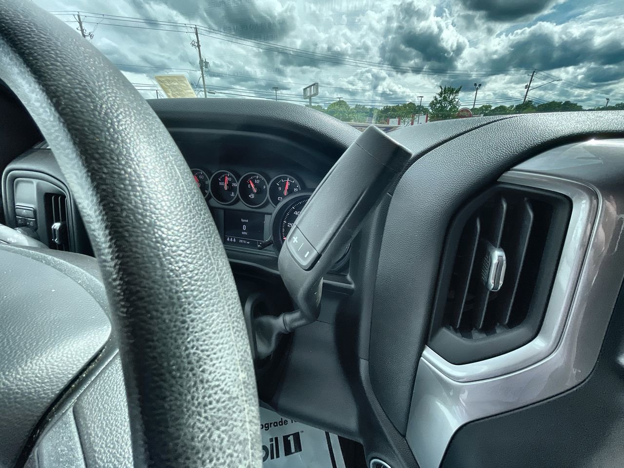 Used 2024 Chevrolet Silverado 1500 Custom RWD image 16