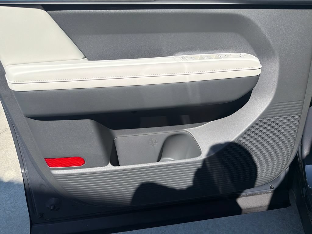New 2027 Hyundai Santa Fe SEL FWD image 17