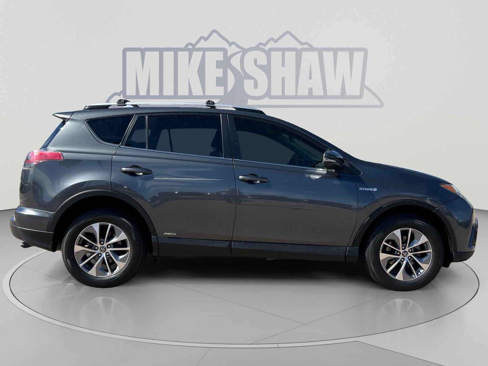 Used 2016 Toyota RAV4 XLE AWD/4WD image 6