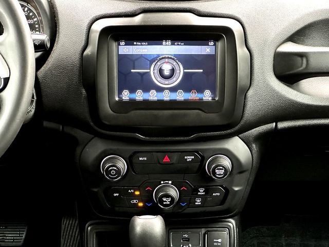 Used 2019 Jeep Renegade Latitude image 29