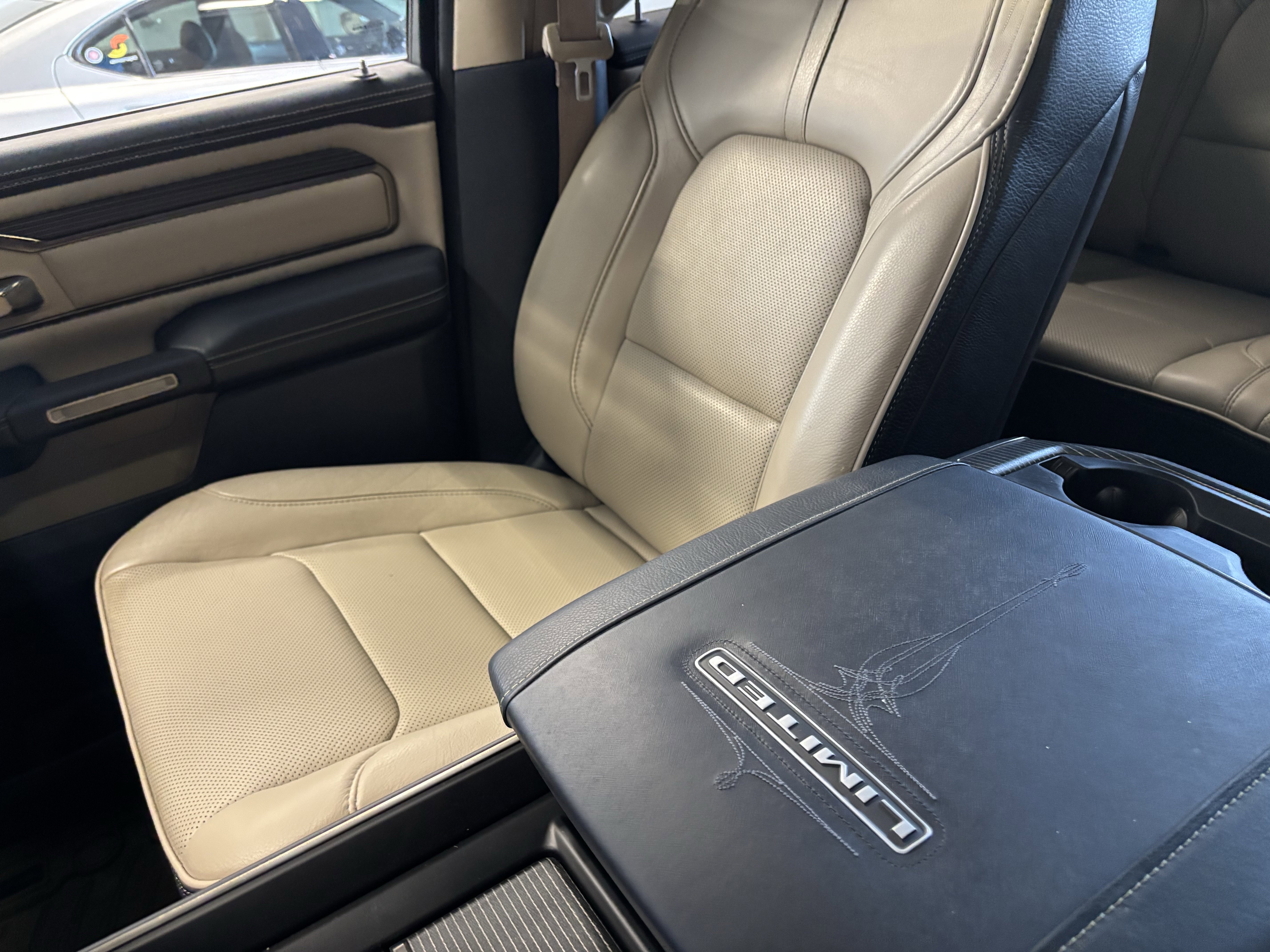 Used 2020 RAM 1500 Limited image 20