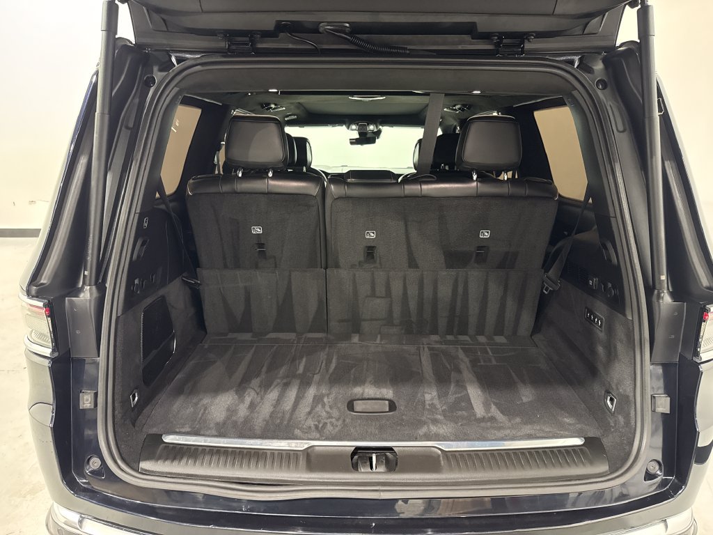 Used 2022 Jeep Grand Wagoneer Series III AWD/4WD image 28