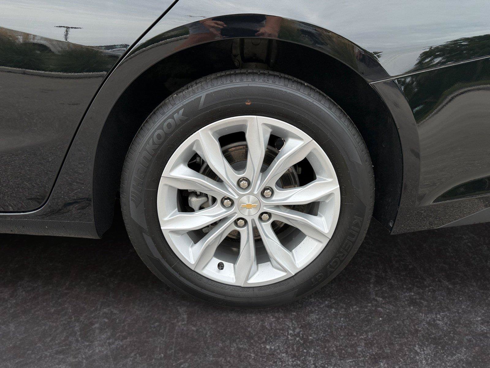 Used 2024 Chevrolet Malibu LT FWD image 25