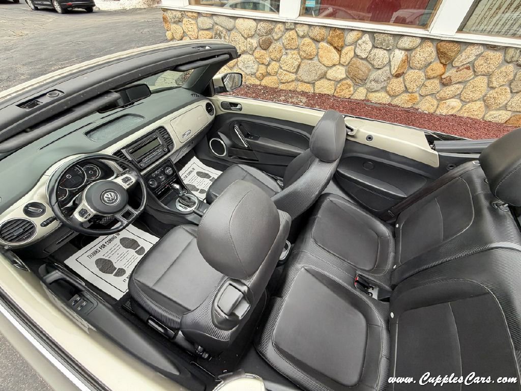 Used 2015 Volkswagen Beetle 1.8T FWD image 29