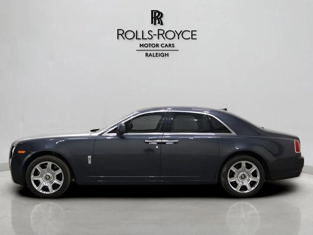 Certified 2010 Rolls-Royce Ghost RWD video 3