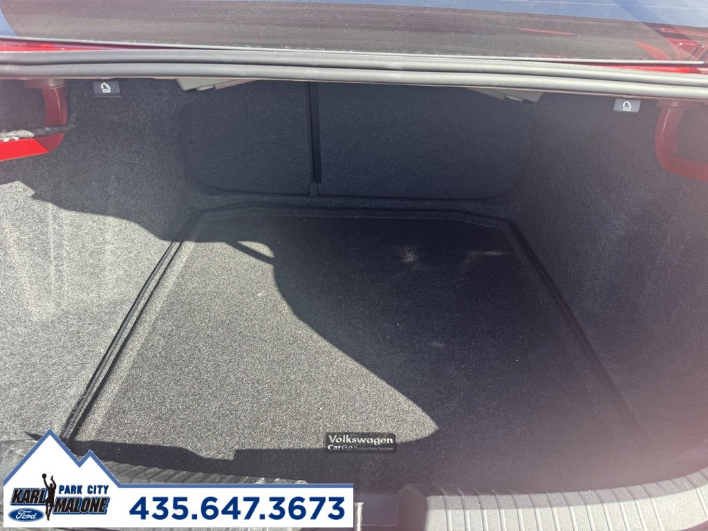 Used 2025 Volkswagen Jetta SEL image 19