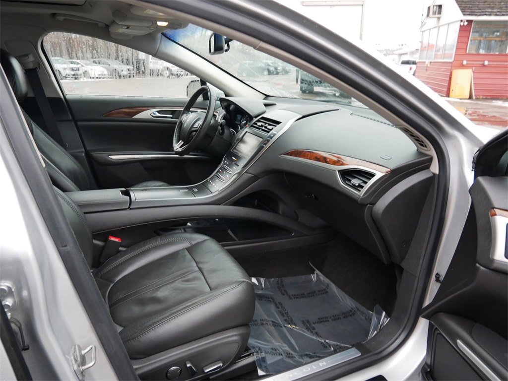 Used 2014 Lincoln MKZ Hybrid w/ Equipment Group 202A Reserve image 7