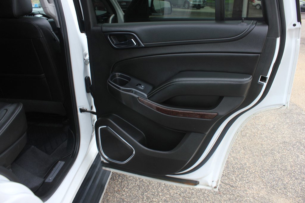 Used 2018 GMC Yukon SLT AWD/4WD image 36