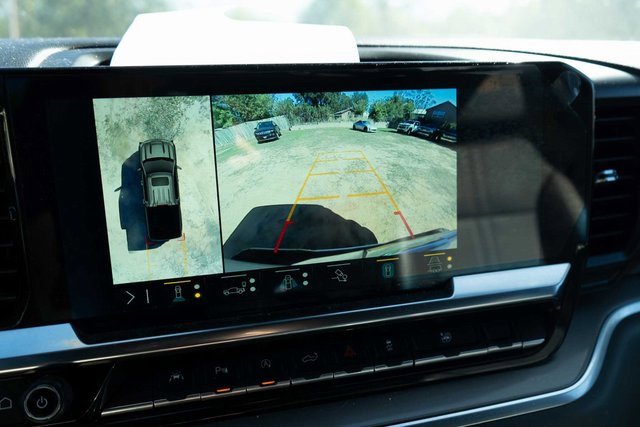 Used 2022 Chevrolet Silverado 1500 High Country w/ High Country Premium Package image 20