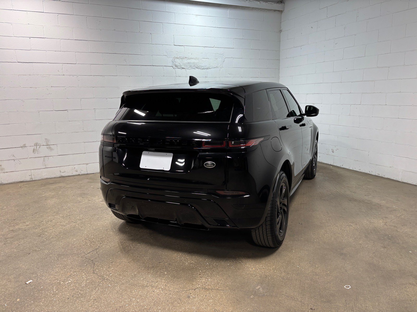 Used 2023 Land Rover Range Rover Evoque R-Dynamic S AWD/4WD image 7