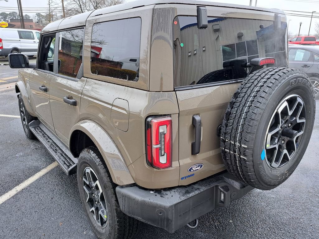 New 2026 Ford Bronco Outer Banks AWD/4WD image 3