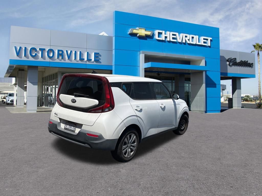 Used 2021 Kia Soul LX FWD image 4