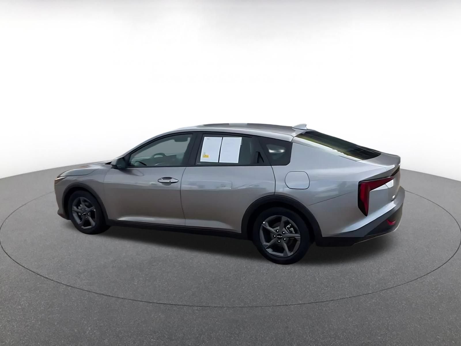 Used 2026 Kia K4 FWD image 9