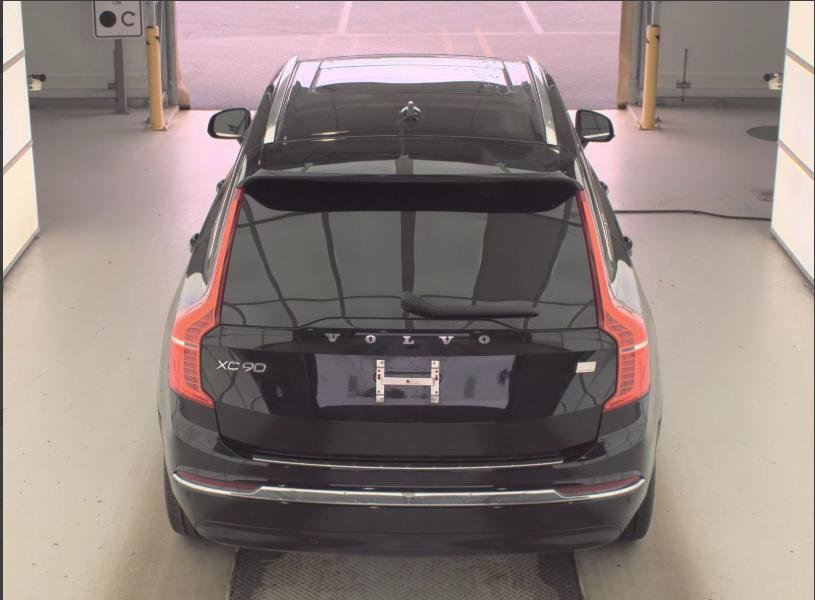 Used 2024 Volvo XC90 T8 Plus AWD/4WD image 17