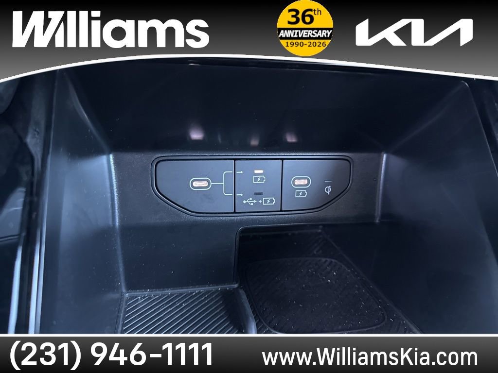 Used 2025 Kia Sorento SX Prestige w/ Olive Brown Leather Package AWD/4WD image 36
