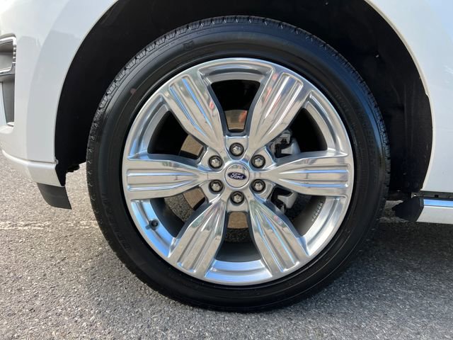 Used 2023 Ford Expedition Platinum AWD/4WD image 16