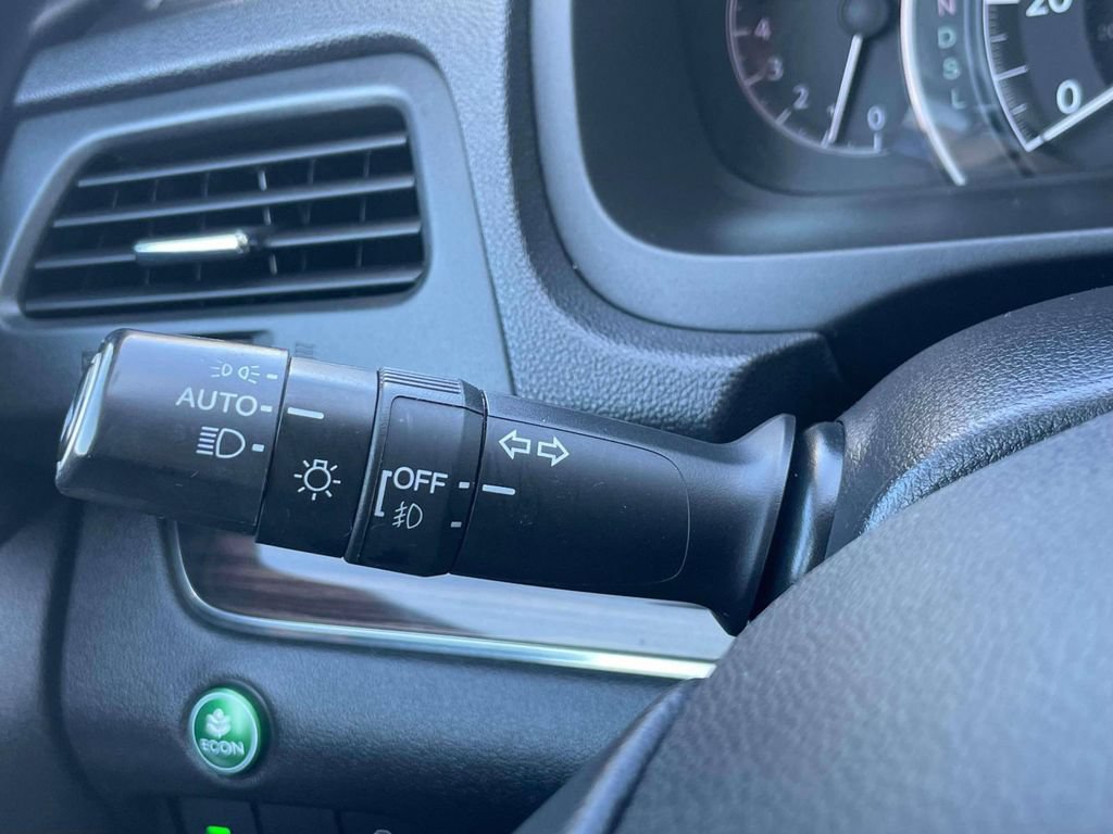 Used 2016 Honda CR-V Touring image 24
