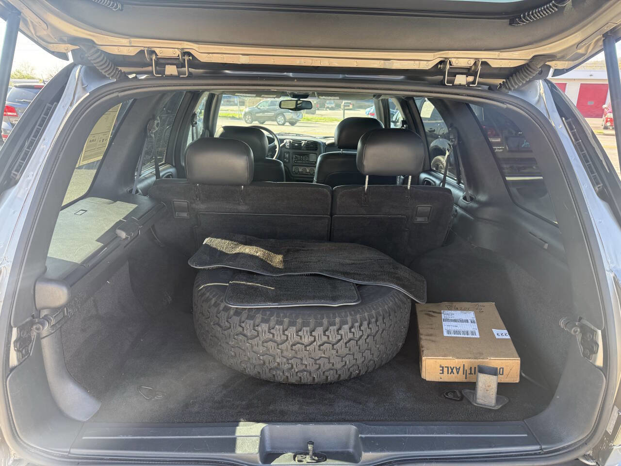 Used 2000 Chevrolet Blazer LT w/ LT Preferred Equipment Group image 13