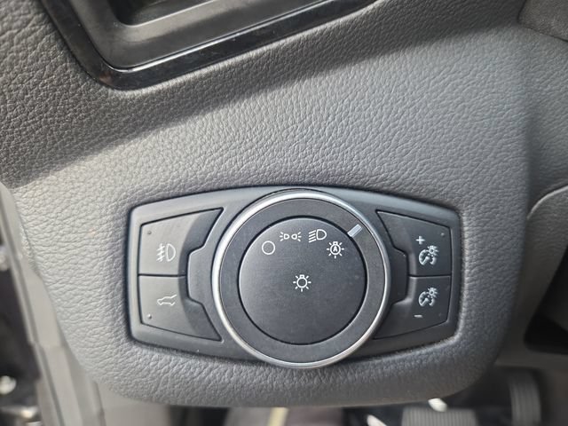 Used 2019 Ford Escape Titanium AWD/4WD image 18
