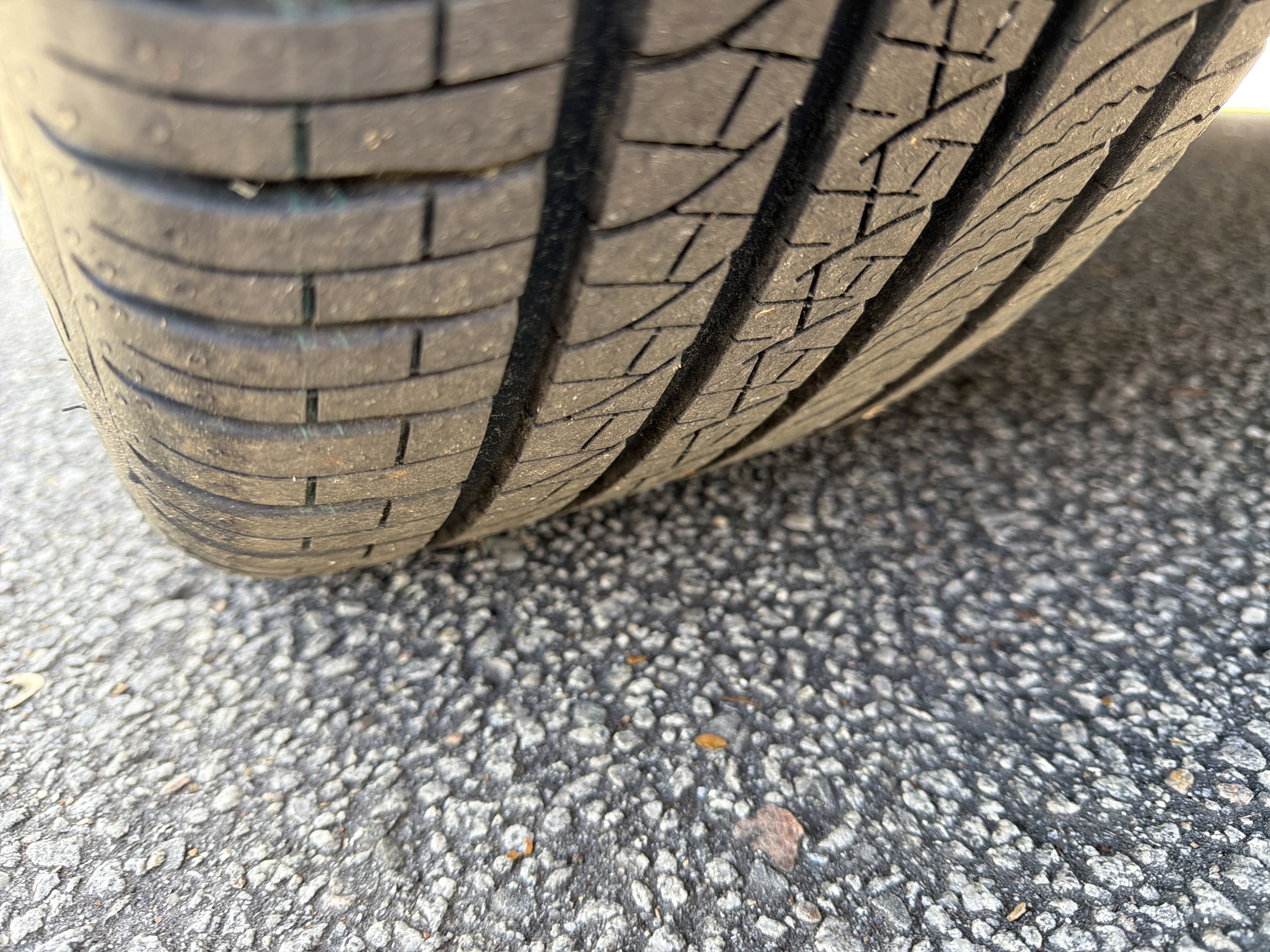 Certified 2024 Volvo S60 B5 Core image 47